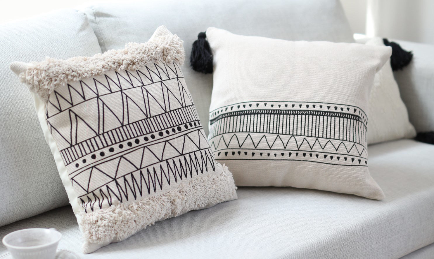 Tufted Pattern Cotton Pillow